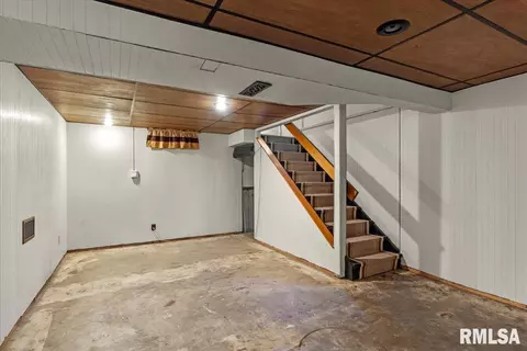 Other - 3006 Sandgate Rd, Springfield, IL 62702 photo 9 of 14
