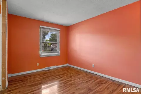 Bedroom - 3006 Sandgate Rd, Springfield, IL 62702 photo 1 of 5