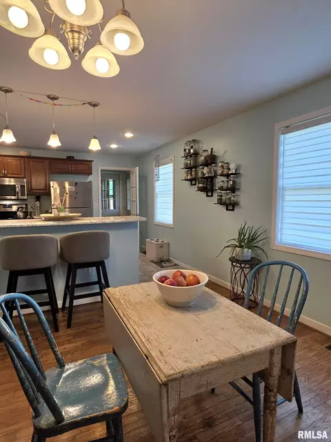 103 W Jefferson St, Camp Point, IL 62320 photo 10