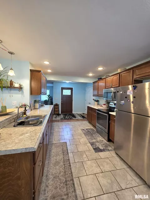 103 W Jefferson St, Camp Point, IL 62320 photo 6