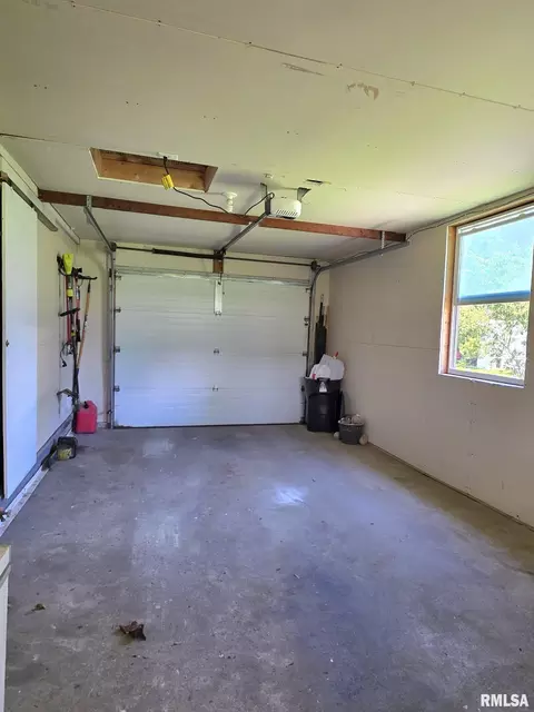 103 W Jefferson St, Camp Point, IL 62320 photo 25