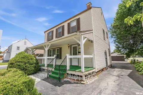Exterior - 2628 S 5th St, Springfield, IL 62703 photo 5 of 5