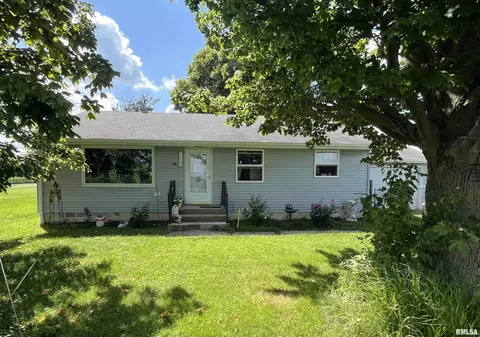 601 East St, North Henderson, IL 61466