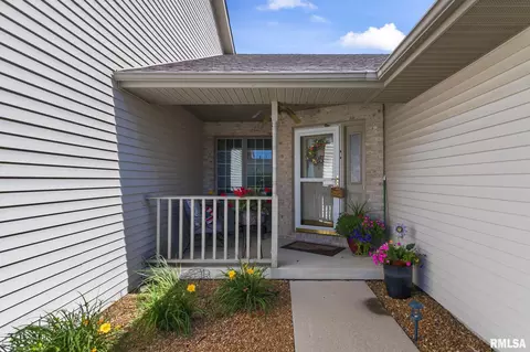 3603 Teakwood Dr, Springfield, IL 62712 photo 2
