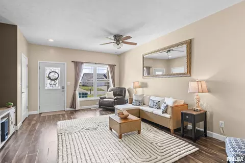 Other - 3813 Sugar Loaf Dr, Springfield, IL 62711 photo 1 of 7