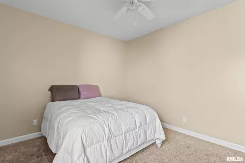 Bedroom - 3813 Sugar Loaf Dr, Springfield, IL 62711 photo 7 of 7