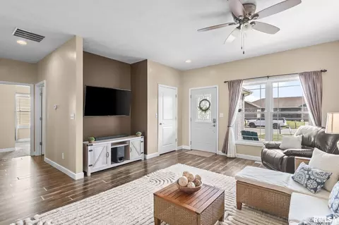 Other - 3813 Sugar Loaf Dr, Springfield, IL 62711 photo 2 of 7