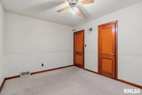 3024 S 2nd St, Springfield, IL 62703 photo 14