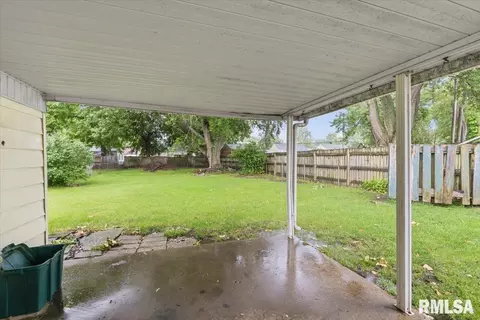 3024 S 2nd St, Springfield, IL 62703 photo 15