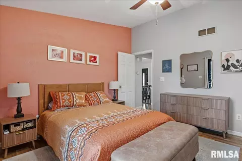 Bedroom - 2905 Ontario Dr, Springfield, IL 62707 photo 2 of 5