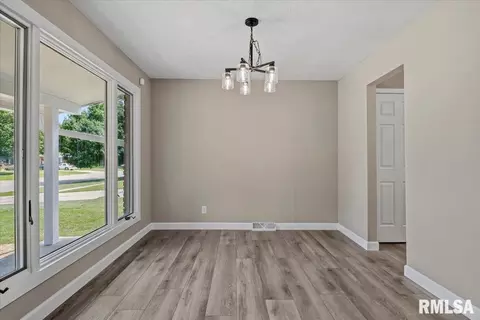 Other - 2320 Lindbergh Blvd, Springfield, IL 62704 photo 5 of 10