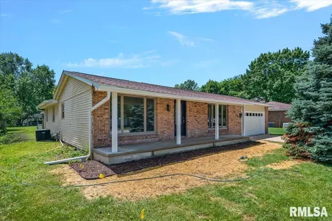 2320 Lindbergh Blvd, Springfield, IL 62704