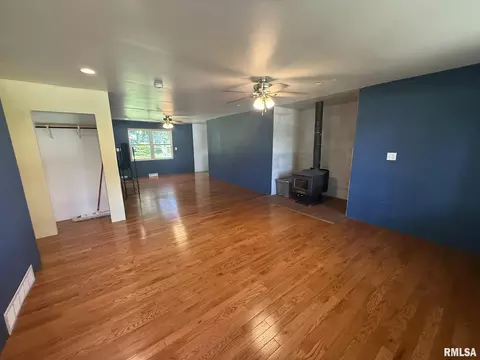 2985 Sandhill Rd, Springfield, IL 62707 photo 4
