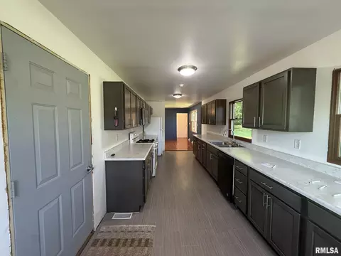 2985 Sandhill Rd, Springfield, IL 62707 photo 5