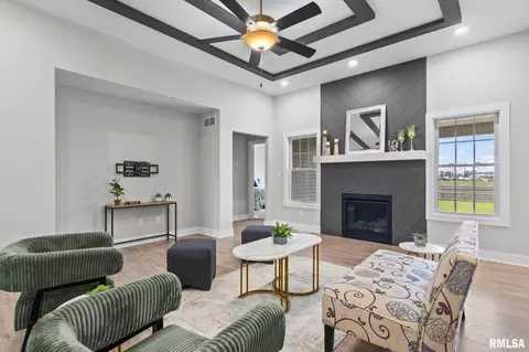 Living - 3704 Westgate Dr, Springfield, IL 62711 photo 2 of 2