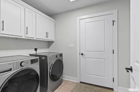 Other - 3704 Westgate Dr, Springfield, IL 62711 photo 2 of 13