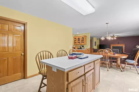 Other - 3908 Thackeray Dr, Springfield, IL 62711 photo 2 of 6