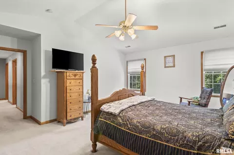 Bedroom - 3908 Thackeray Dr, Springfield, IL 62711 photo 3 of 8