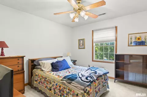 Bedroom - 3908 Thackeray Dr, Springfield, IL 62711 photo 6 of 8