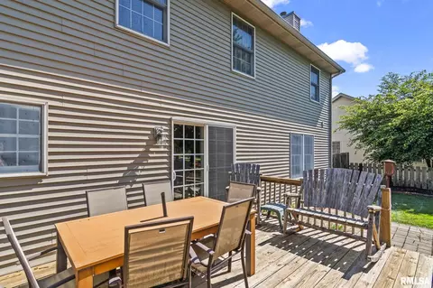 Exterior - 3908 Thackeray Dr, Springfield, IL 62711 photo 5 of 8
