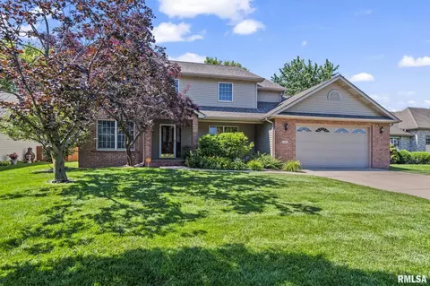 Exterior - 3908 Thackeray Dr, Springfield, IL 62711 photo 4 of 8