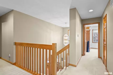 Entry Way - 3908 Thackeray Dr, Springfield, IL 62711 photo 6 of 6