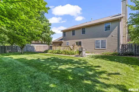 Exterior - 3908 Thackeray Dr, Springfield, IL 62711 photo 7 of 8