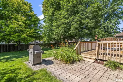 Exterior - 3908 Thackeray Dr, Springfield, IL 62711 photo 8 of 8