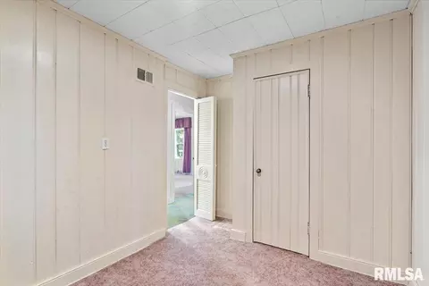 Entry Way - 1939 Dial Ct, Springfield, IL 62704 photo 3 of 3