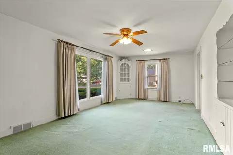 Living - 1939 Dial Ct, Springfield, IL 62704 photo 1 of 5