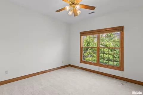 Bedroom - 4809 Bears Paw Ct, Springfield, IL 62711 photo 5 of 13