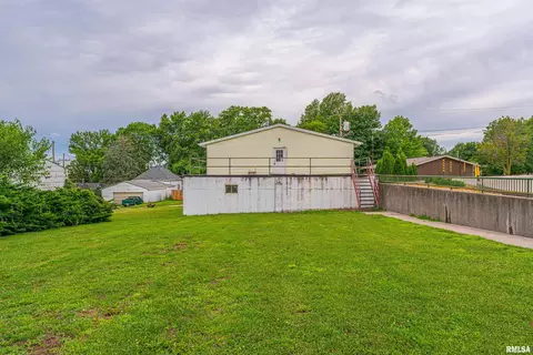 208 S Washington St, Mount Pulaski, IL 62548