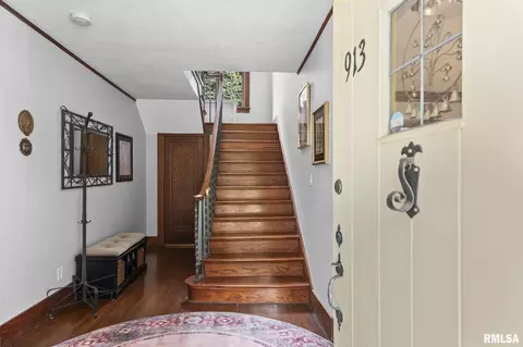Entry Way - 913 Williams Blvd, Springfield, IL 62704 photo 1 of 6