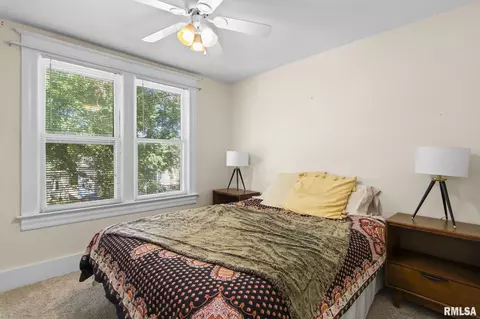 Bedroom - 1032 N 2nd St, Springfield, IL 62702 photo 1 of 6