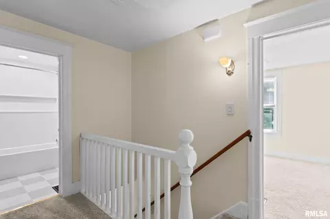 Entry Way - 1032 N 2nd St, Springfield, IL 62702 photo 5 of 5