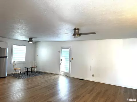 Living - 2436 Normal Dr, Springfield, IL 62707 photo 2 of 3