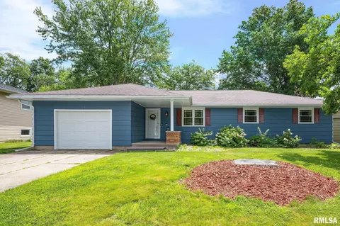 1142 Stacy Ln, Macomb, IL 61455
