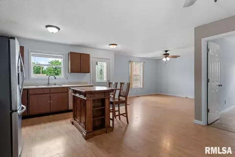 Other - 1524 Maureen Ct, Springfield, IL 62702 photo 3 of 11