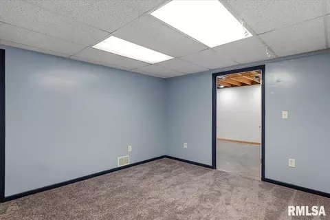 Bedroom - 1524 Maureen Ct, Springfield, IL 62702 photo 7 of 7