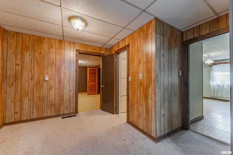 Entry Way - 710 S Cedar St, Delavan, IL 61734 photo 3 of 3