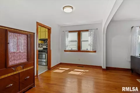 Other - 523 Wood Ave, Springfield, IL 62702 photo 6 of 7