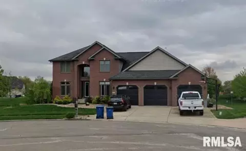 1070 Nine Rock Rd, Sherman, IL 62684