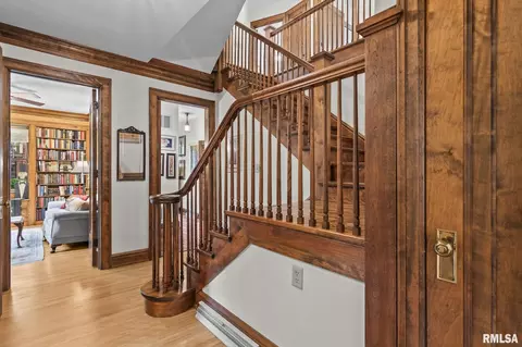 Entry Way - 1340 Wiggins Ave, Springfield, IL 62704 photo 1 of 4