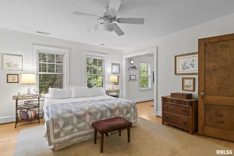 Bedroom - 1340 Wiggins Ave, Springfield, IL 62704 photo 2 of 10