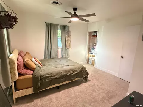 Bedroom - 22 Fox Ct, Springfield, IL 62703 photo 2 of 3