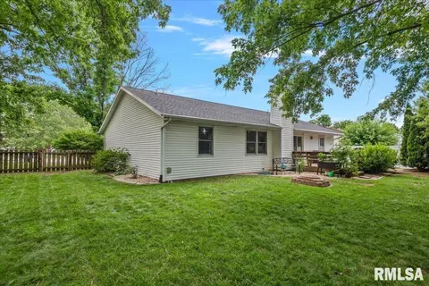 Exterior - 8101 Tack Ln, Springfield, IL 62712 photo 5 of 7