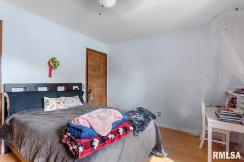Bedroom - 3137 Temple Dr, Springfield, IL 62704 photo 5 of 6