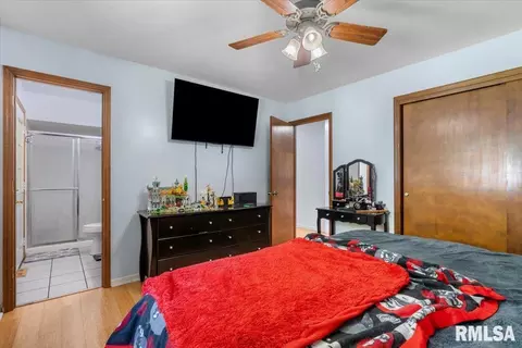 Bedroom - 3137 Temple Dr, Springfield, IL 62704 photo 2 of 6