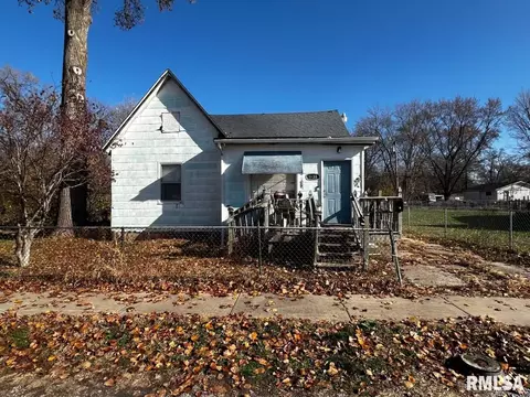 1838 S 19th St, Springfield, IL 62703