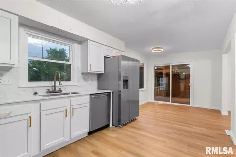 Other - 66 W Hazel Dell Ln, Springfield, IL 62703 photo 3 of 7